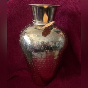 Gold Textured flower Vase